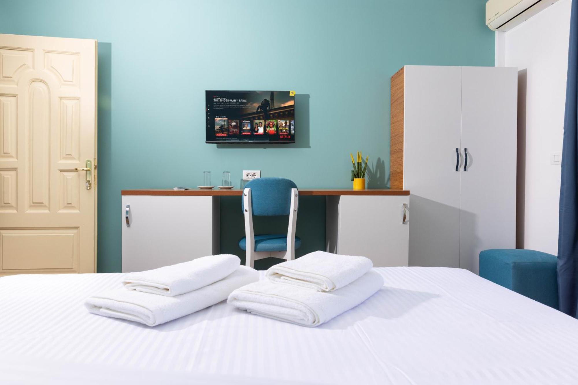 Hotel Vila Max Durrës Buitenkant foto