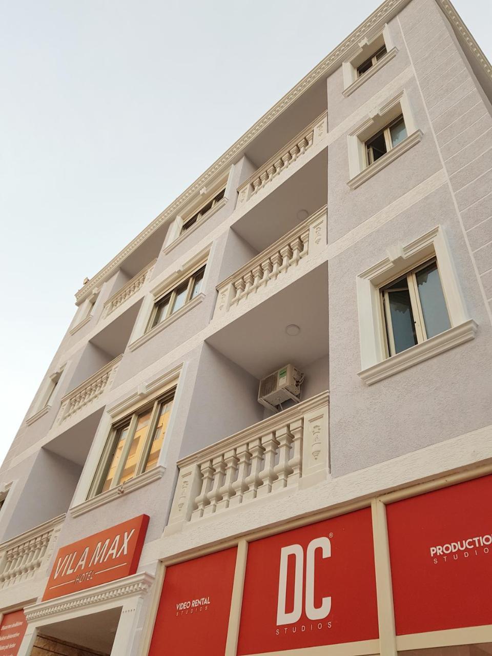 Hotel Vila Max Durrës Buitenkant foto